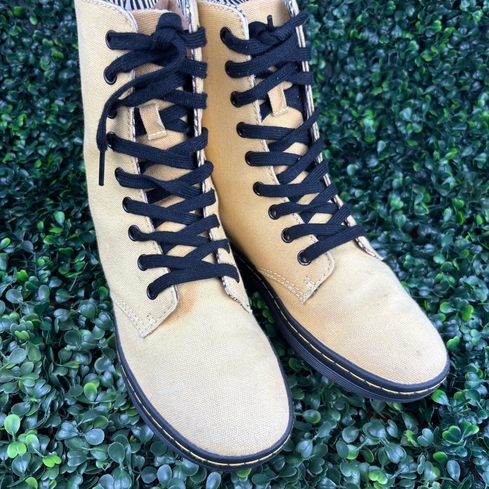 DR.MARTENS STRATFORD 9-EYE FOLD DOWN CANVAS BOOTS SIZE 6WOMAN - Picture 6 of 8
